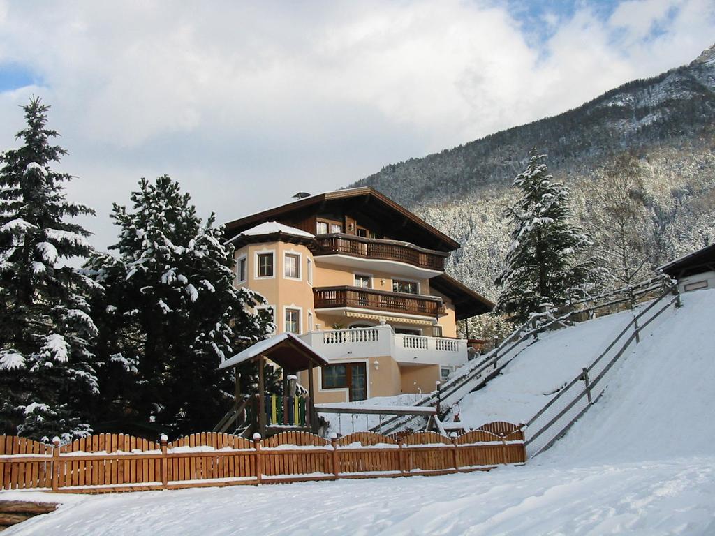 Ferienhaus Bergblick Fulpmes Buitenkant foto