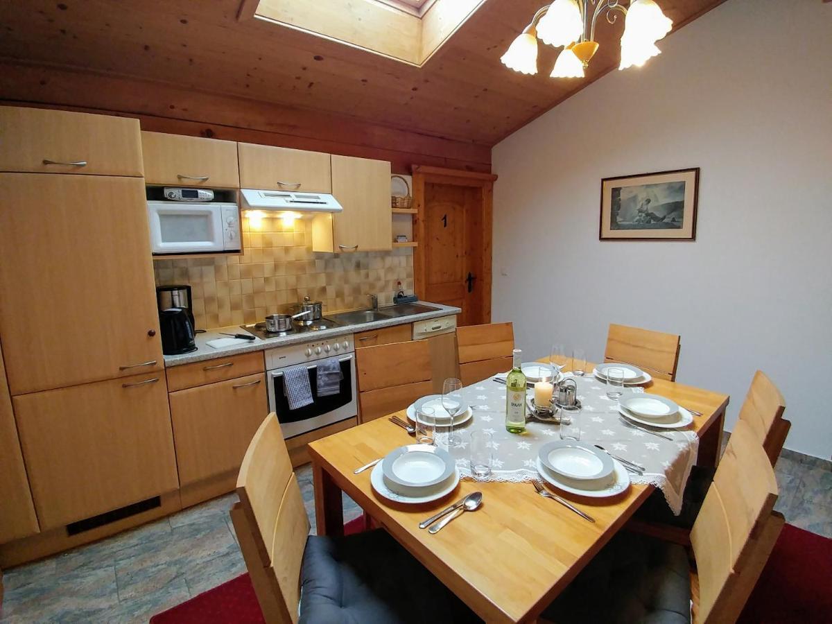 Ferienhaus Bergblick Fulpmes Buitenkant foto